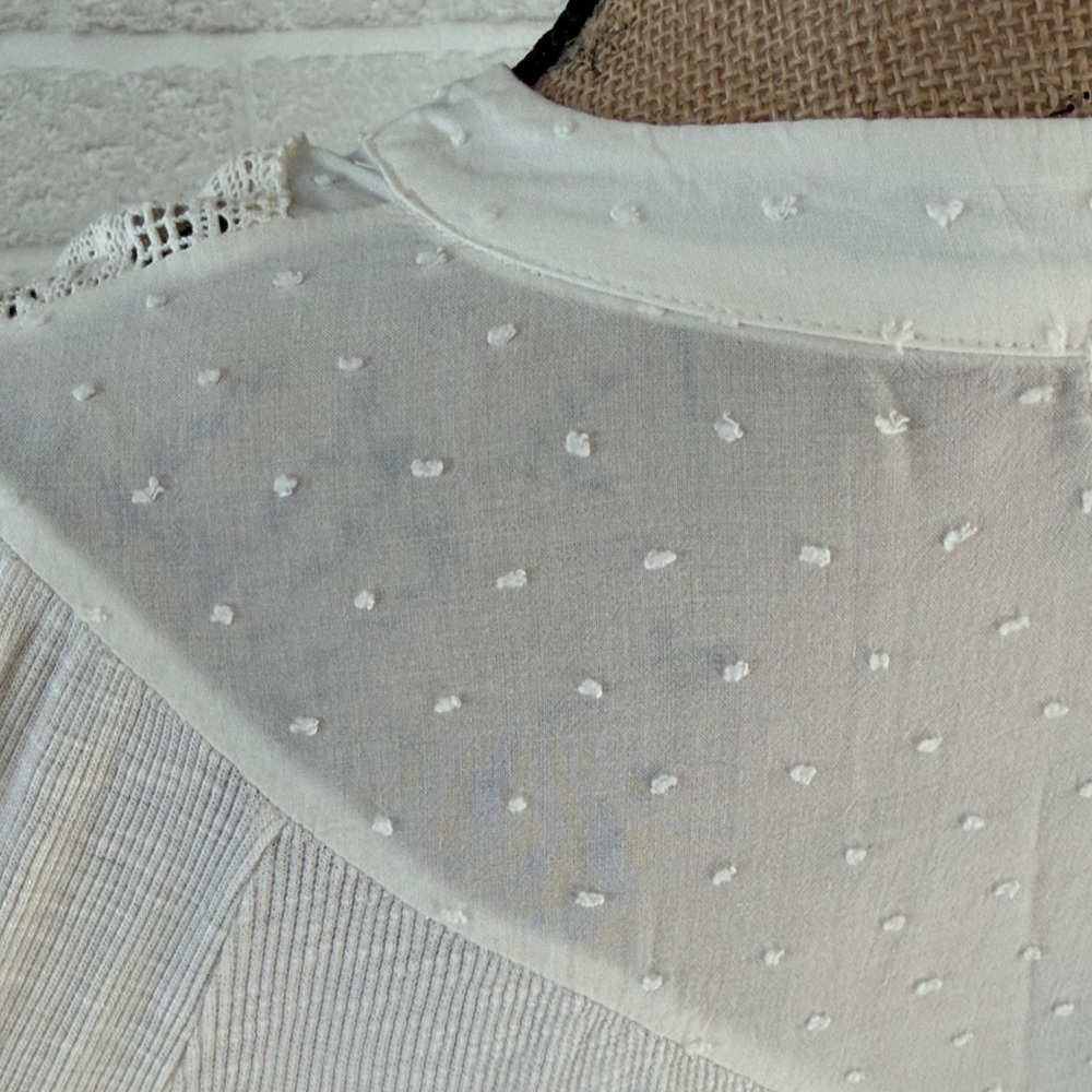 Gimmicks by BKE Cream Lace Accent Blouse - Picture 7 of 7